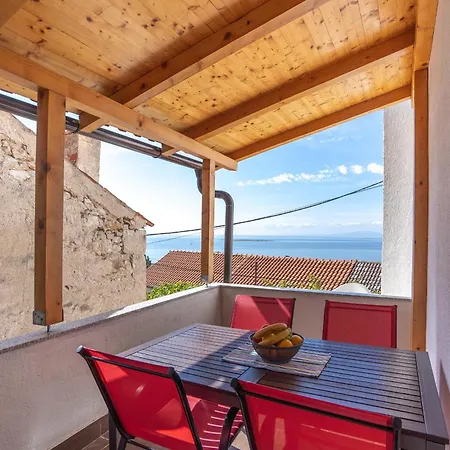 Stara Baska Apartments