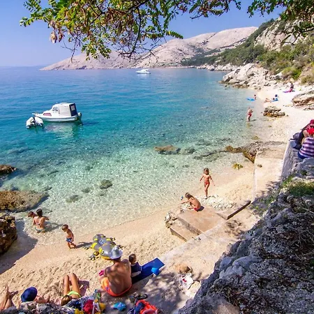 Stara Baska Apartments