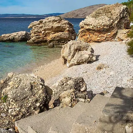 Stara Baska Apartments *