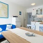 شقة Stara Baska Apartments Stara Baška