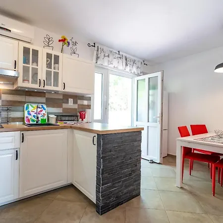 Stara Baska Apartments Daire *