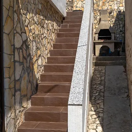 Stara Baska Apartments Stara Baska